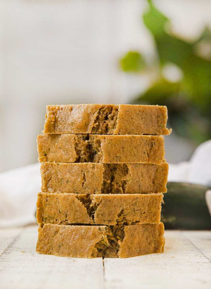 Healthy Whole Wheat Zucchini Bread