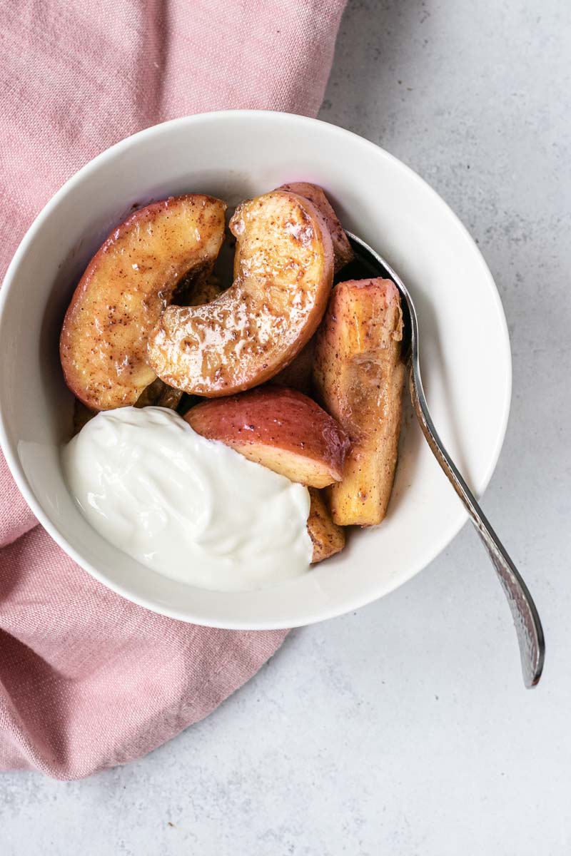 Healthy Baked Sliced Apples in bowl