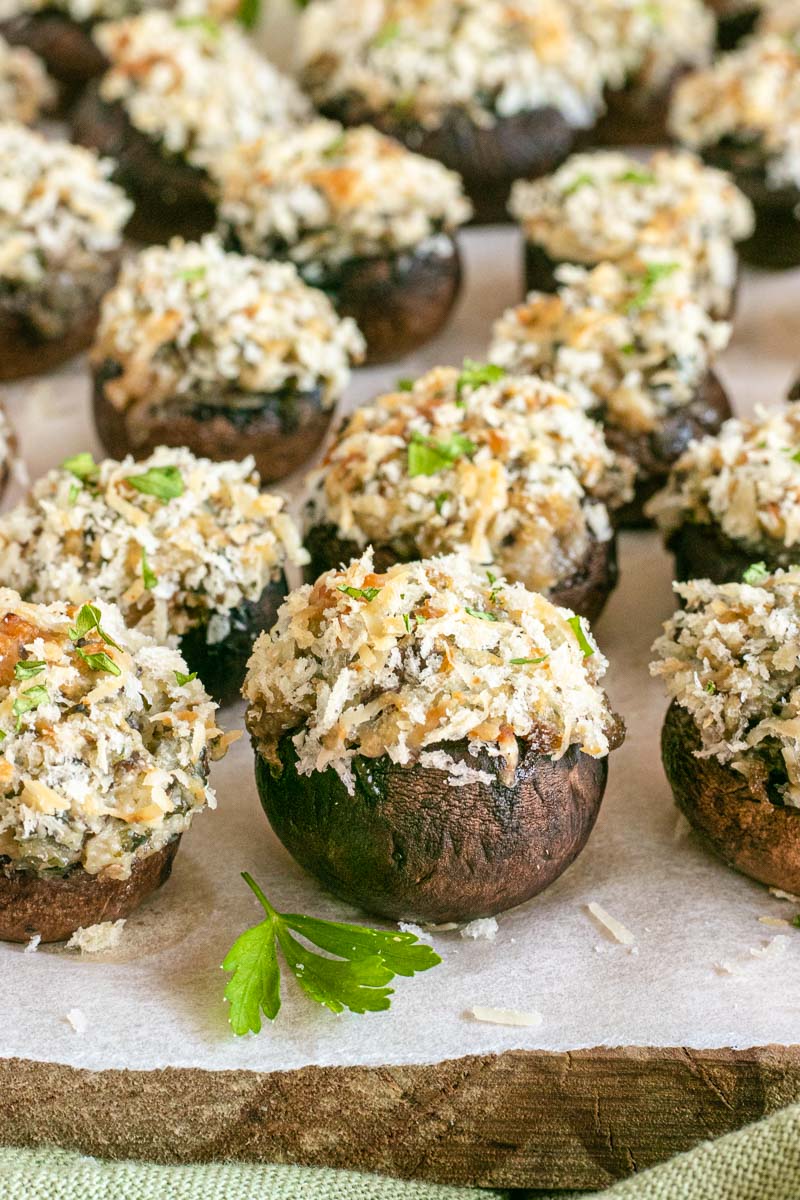 Heatlhy Stuffed Mushrooms with garnish