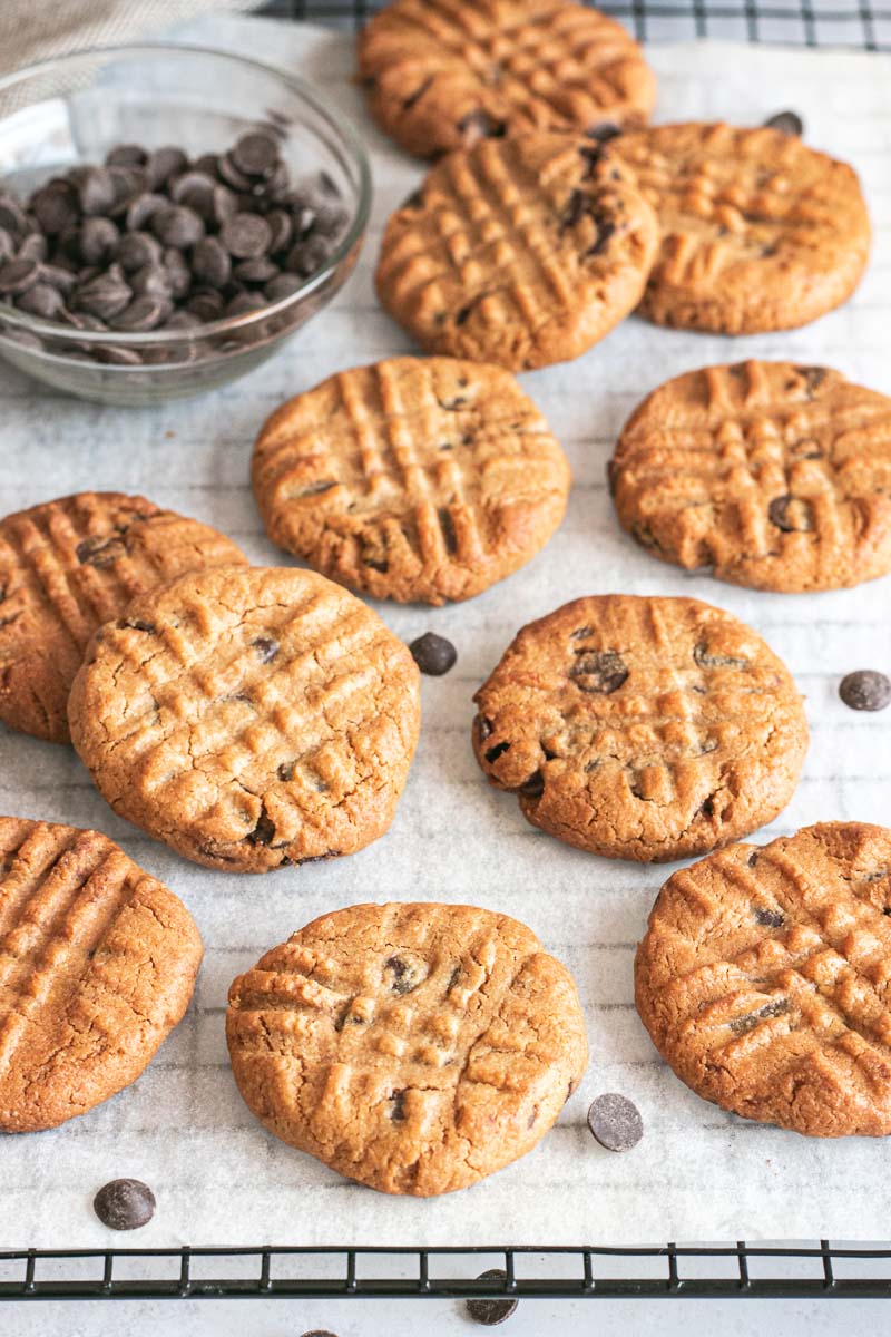 Flourless Peanut Butter Chocolate Chip Cookies on cooling rack